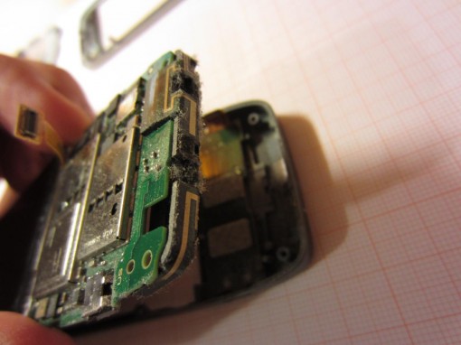 Nokia E52 Mainboard removal